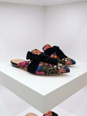 Tahari Pandora Black Floral Embroidered Bow Mules